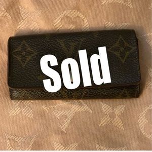 Authentic Louis Vuitton Key 4